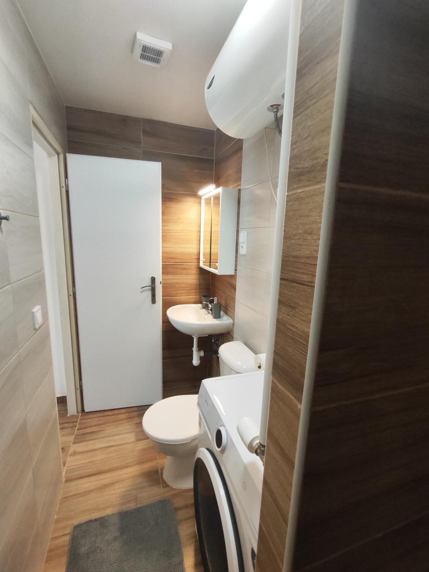 Kralovak Apartman Králŭv Dvŭr Kültér fotó